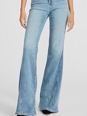 Mid Rise Light Wash Twist Seam Hyper Sculpt '70s Flare Jeans